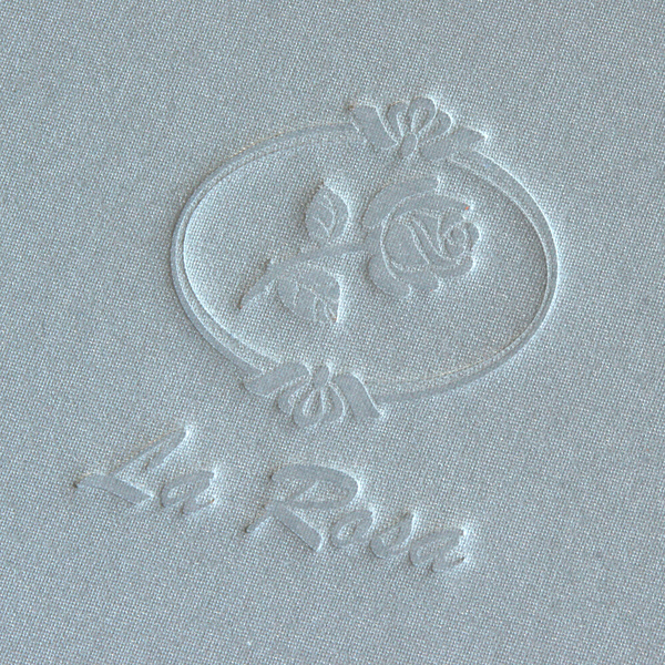 Logo tłoczone