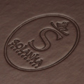 Logo tłoczone