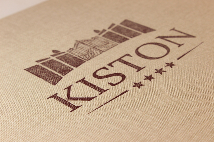 Logo w kolorze