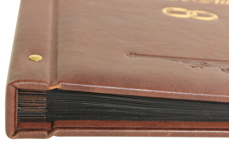 Memorial chronicle No. 646 with screws